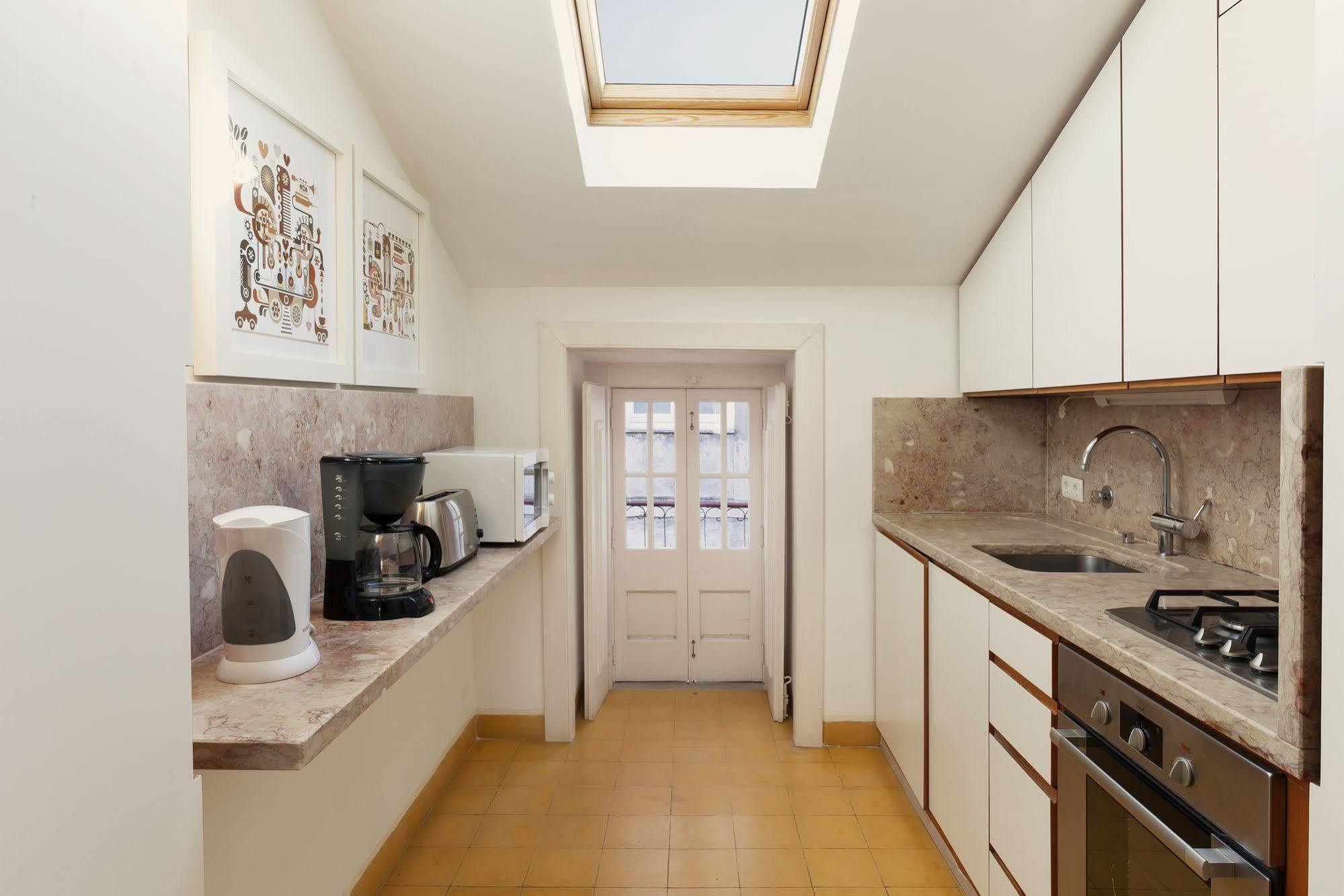 Freedom Serviced Apartments - Cais Do Sodre Lisboa Extérieur photo